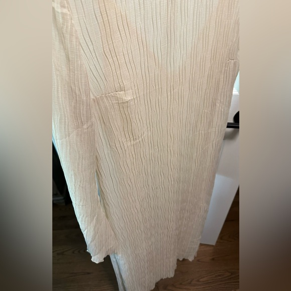 H&M crinkled dress - Picture 3 of 4